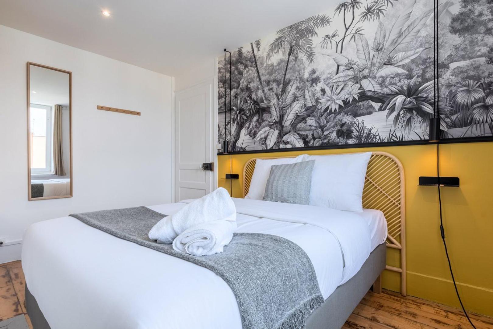 Bright 3-Bedroom 2-Bathroom Flat Lille Exterior foto